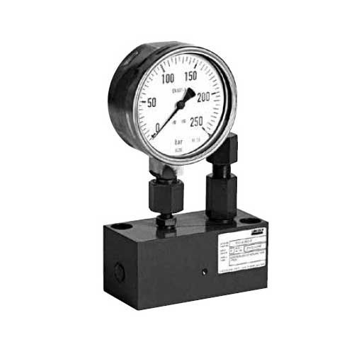 Schmierstofffiltereinheit mit Manometer und DBV